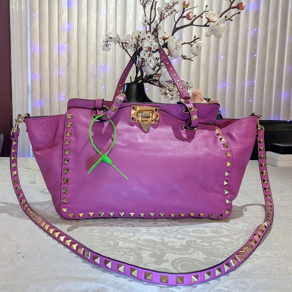 Valentino Vitello Small Rock Stud Shoulder Bag/Crossbody 🔥🔥